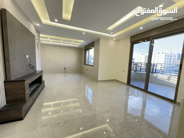 شقة للبيع في طريق المطار  بالاقساط الى مدة 40 شهر