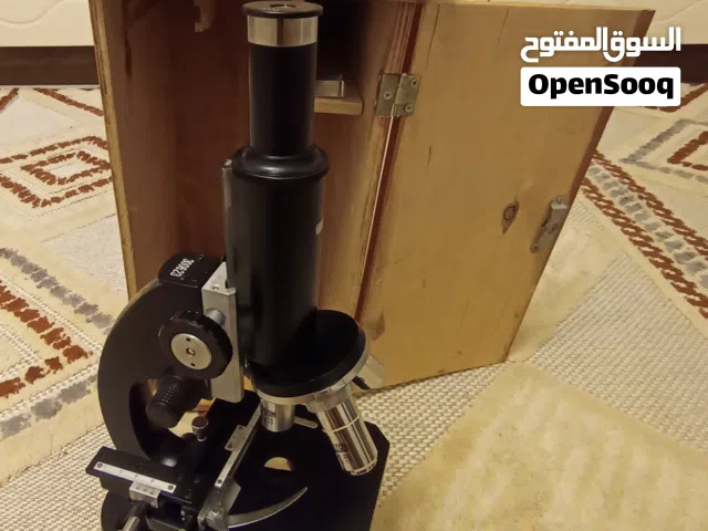 مجهر ايطالي
