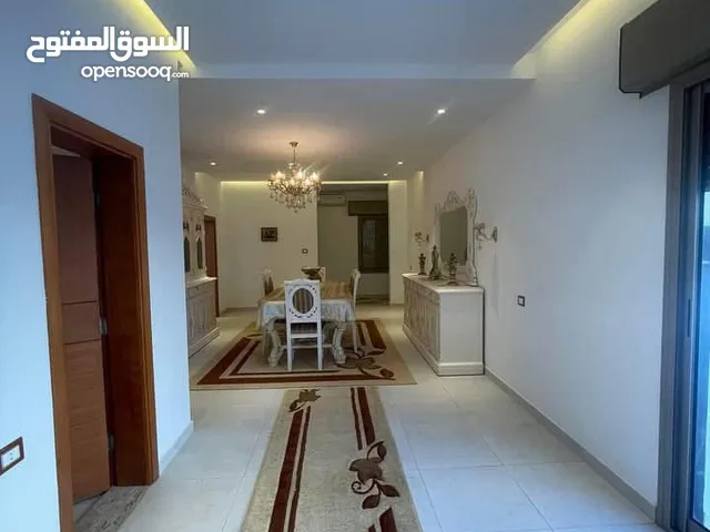 شقة سكانيه مفروشة بتشطيب حديث بلمصعد ومولد ف عمارة خاصه ف بن عاشور