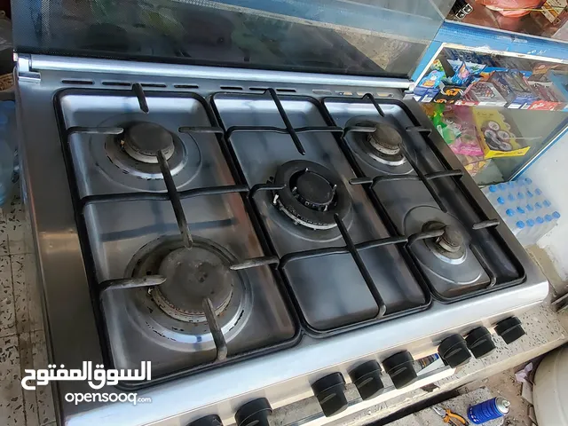 فرن خمس عيون مصري مستعمل نظيف ولايوجد فيه اي خلل وع الضمان