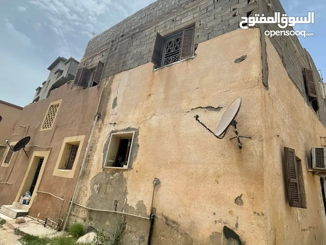 149 m2 5 Bedrooms Townhouse for Sale in Tripoli Souq Al-Juma'a