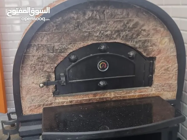 فرن تنور مستعمل بحالة جيدة و جرات غاز