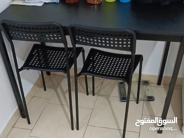 IKEA Dining table with 2 chairs 10kd