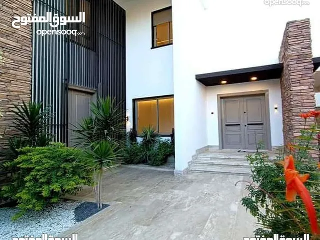 650 m2 More than 6 bedrooms Villa for Sale in Tripoli Hai Alandalus