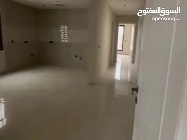 165 m2 3 Bedrooms Apartments for Rent in Al Riyadh Al Munsiyah