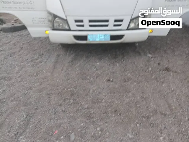 2008 ايسوزو اخرى
