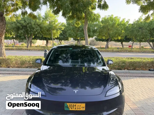 Tesla Model 3 Standard 2024 للبيع