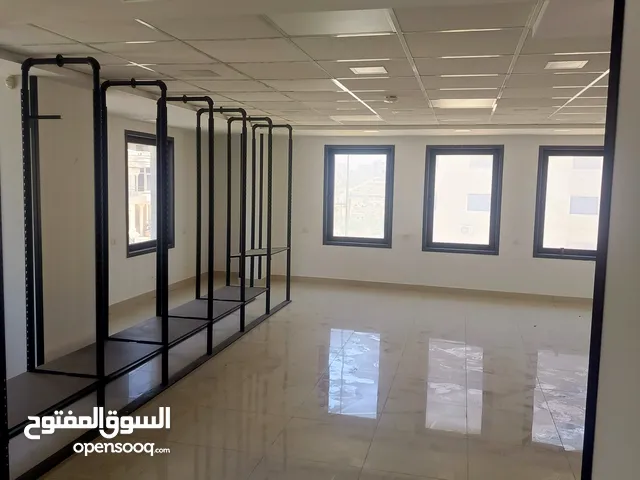 مكاتب جديدة للايجار مساحات واسعة