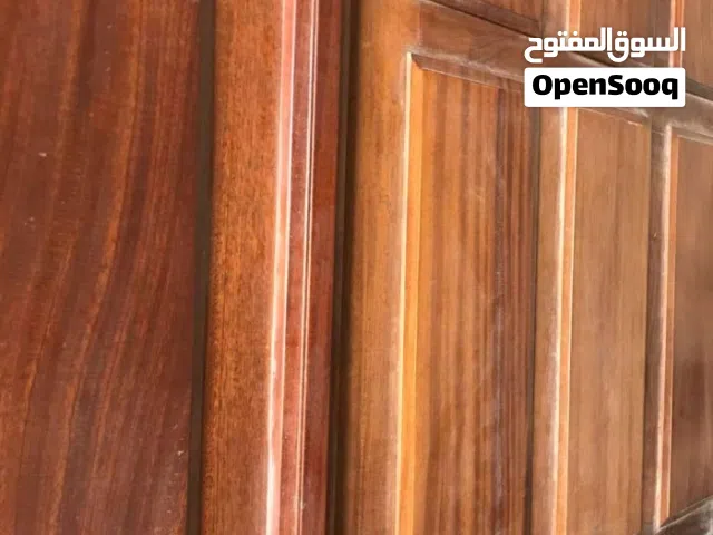 باب رئيسي للبيع الباب مش راكب قبل الخدمه الاوله متانه حاجه صح