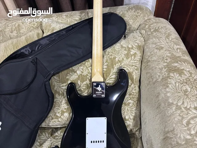 اليكتريك جيتار Electric Guitar