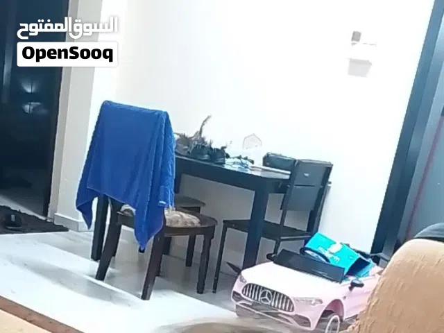 طاوله طعام