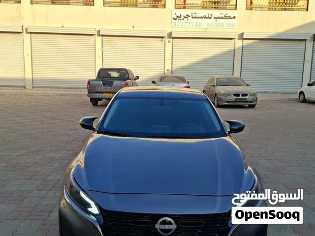 2019 نيسان التيما SR
