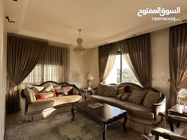 طقم صالون مميز ضخم وفخم