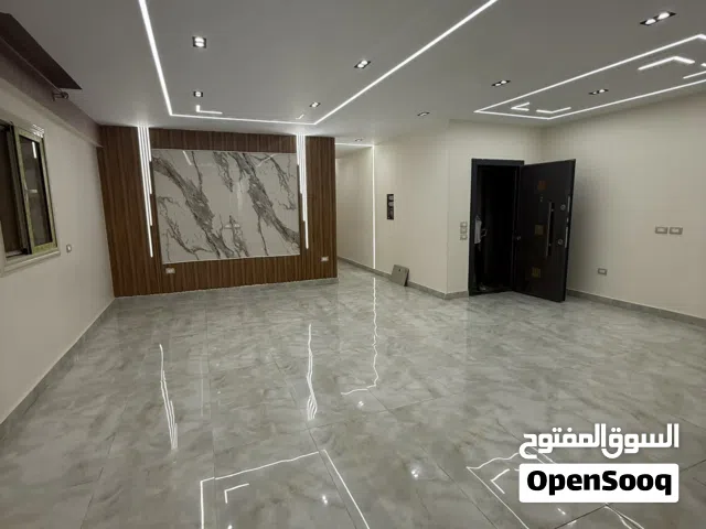 للايجار امام نادي النادي علي وصله دهشور