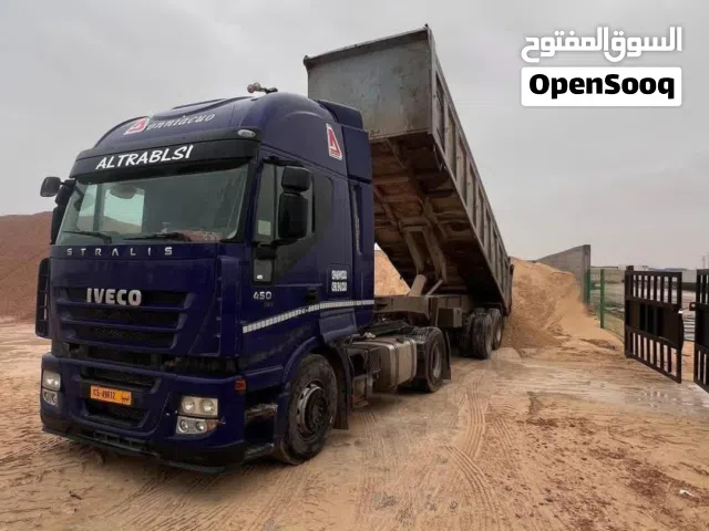 نقل مواد بناء