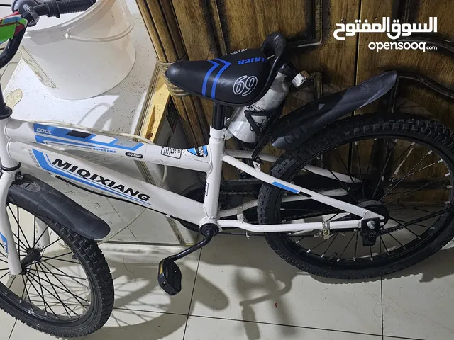 A brand new Sycle for the kids age 8 to 14 in very good condition.