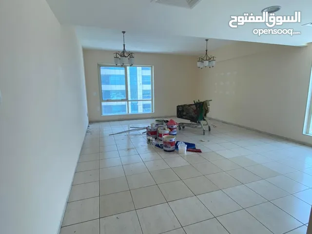 3400ft 3 Bedrooms Apartments for Rent in Sharjah Al Taawun