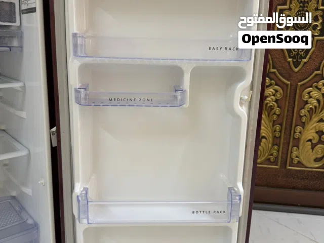 ثلاجة بباب واحد مفرد من ويرل بول بسعة 190 لتر استخدام سنتين فقط بحالة ممتازة جداً  ستايل فنادق