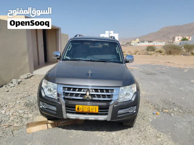 2019 ميتسوبيشي باجيرو GLS