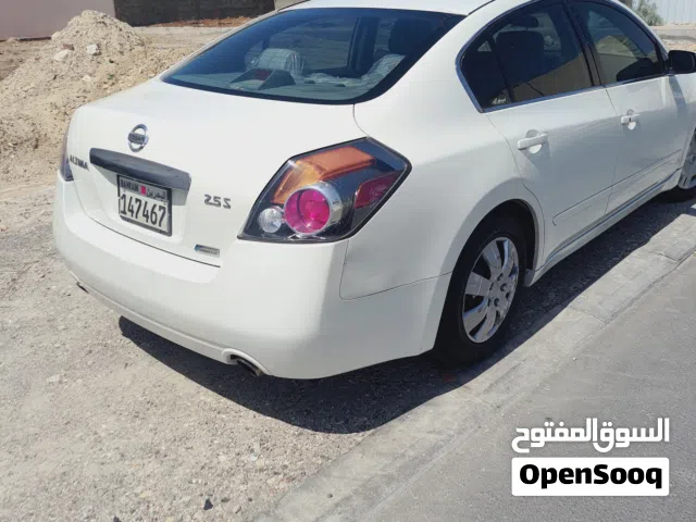 2012 نيسان التيما S