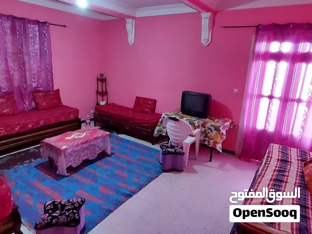 كراء شقة مفروشة f3 بسكيكدة باليوم  لقضاء عطلة او اشغال بالولايةملاحظة:رقم الهات