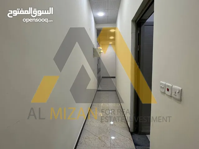 شقة للايجار حي صنعاء طابق اول تلائم الشركات والمكاتب المجازة قانونيا