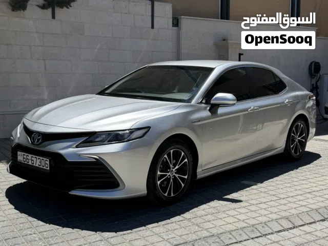 2022 تويوتا كامري LE