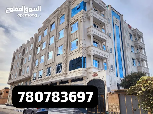 يوجد لديناء هذا العماره للبيع المساحه 12 لبنه حر معمده جاهزه على شارع 16متر زفلت نافذ ل شارع الخمسين