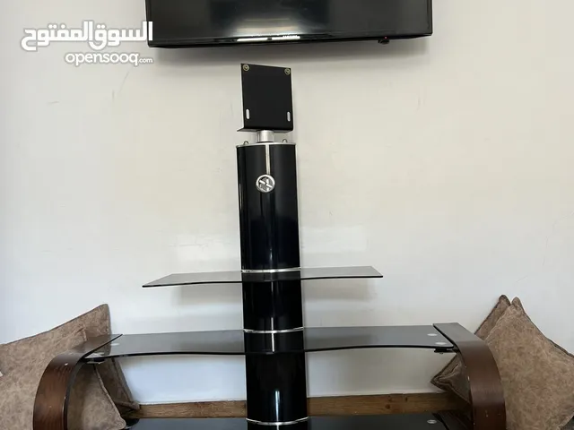 طاولة تليفزيون