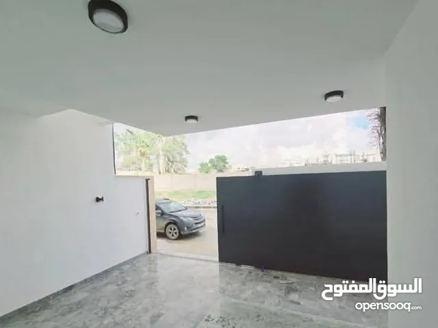 450 m2 More than 6 bedrooms Townhouse for Sale in Tripoli Al-Shok Rd