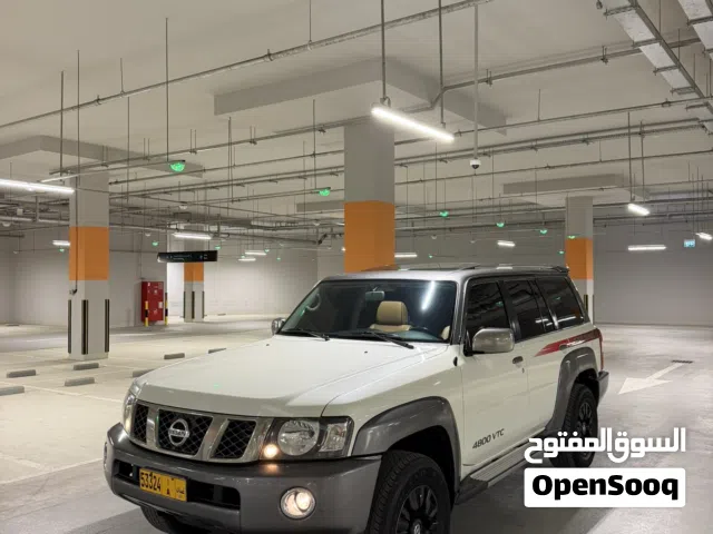 نيسان فتك 2018 سوبر سفاري نظيف جدا ولا يوجد به اي عطال ولا صار له تزود وكالة
