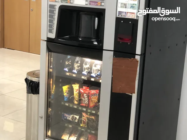 ثلاجة إلكترونية للبيع الذاتي