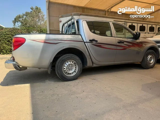 Used Mitsubishi L200 in Mubarak Al-Kabeer
