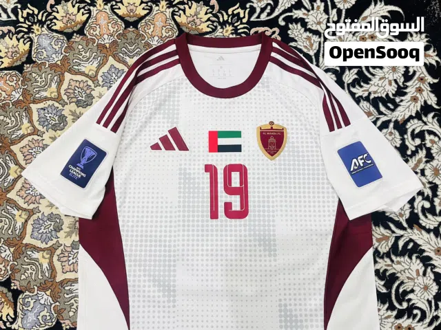 T-Shirts Sportswear in Sharjah