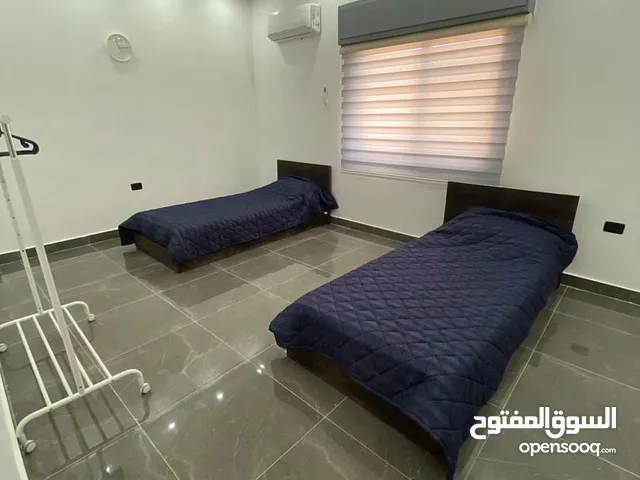 3 Bedrooms Chalet for Rent in Salt South Shuna