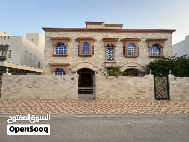 Villa for Rent in Azaiba/فيلا للإيجار في العذيبة
