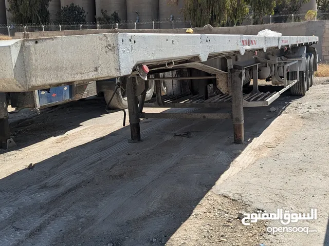 ثلاجة عدد 2 نوع اكسور واتكو/ سطحات حاويات عدد 4 / لوبيات عدد 3