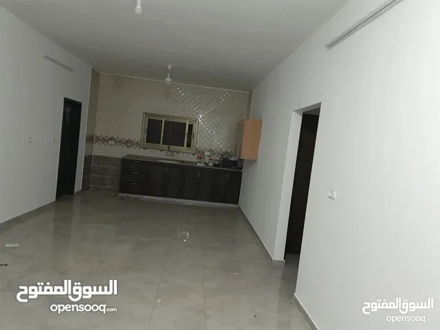 120 m2 4 Bedrooms Apartments for Rent in Tulkarm Al Hay Al Gharbi