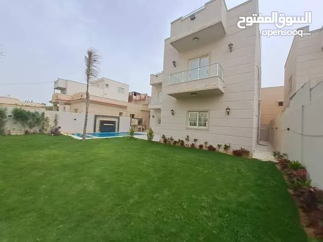 130 m2 5 Bedrooms Villa for Sale in Alexandria Borg al-Arab