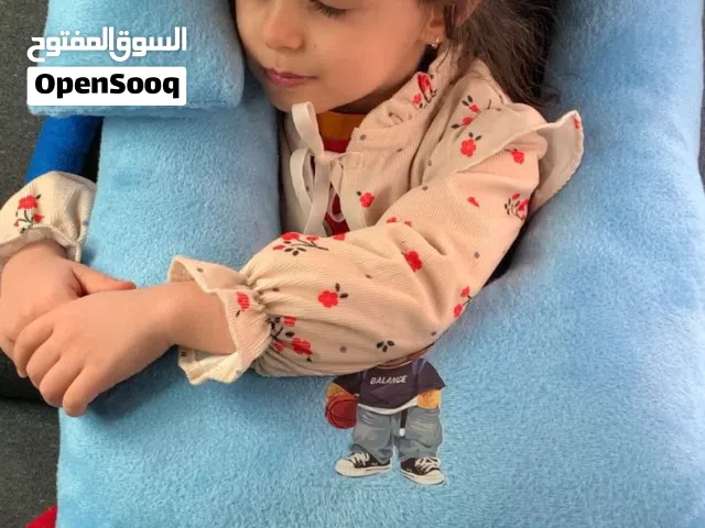 وسادة سيارة للأطفال
