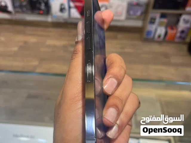 الموديل : ايفون 13 برو  الذاكرة : 128 جيجا البطارية : 84 %  اللون : اسود  توب نظافة
