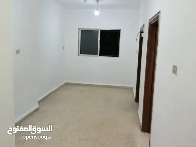 70 m2 2 Bedrooms Apartments for Rent in Amman Al Qwaismeh
