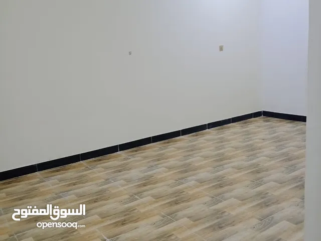 250 m2 Offices for Sale in Basra Khaleej