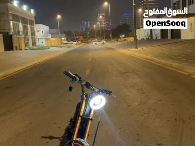 سكوتر كوقو يديد طالع فيه طلعتين بس