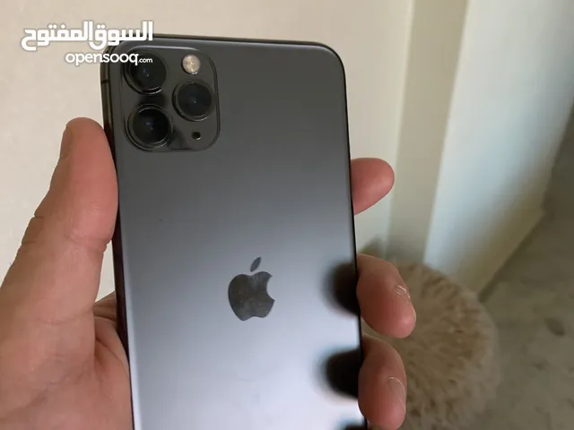 Apple iPhone 11 Pro Max 64 GB in Amman