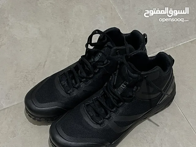 45.5 Sport Shoes in Abu Dhabi