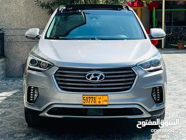 Hyundai Santa Fe 2017 in Al Dakhiliya