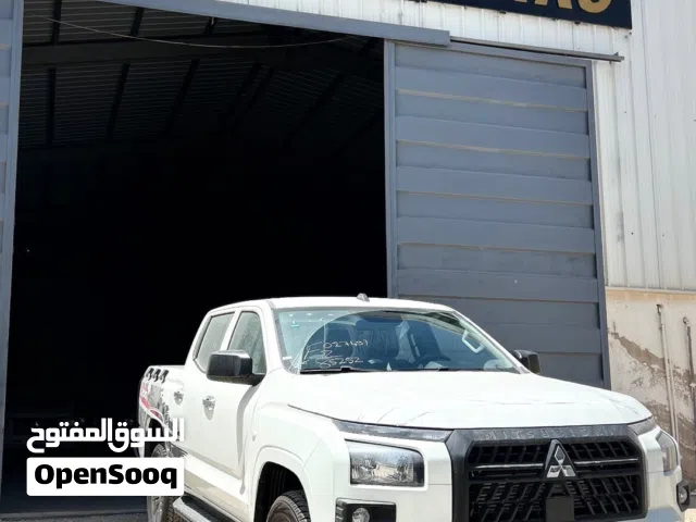 2026 ميتسوبيشي L200 Standard