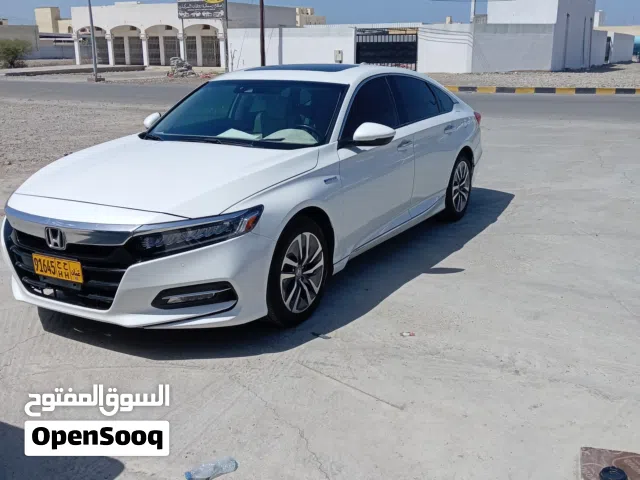 2018 هوندا اكورد Touring