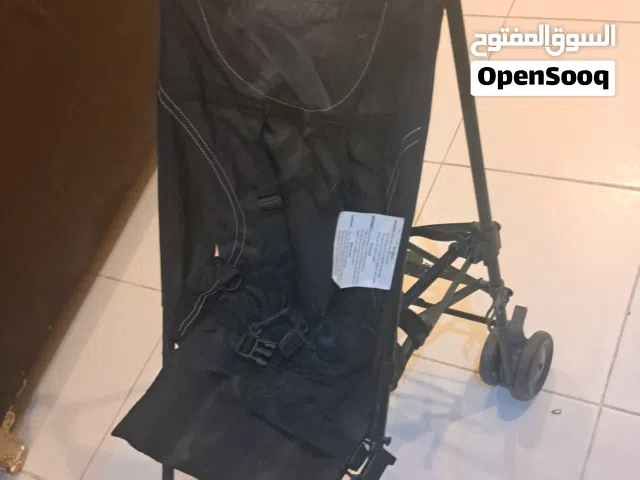 عربة اطفال عكاز